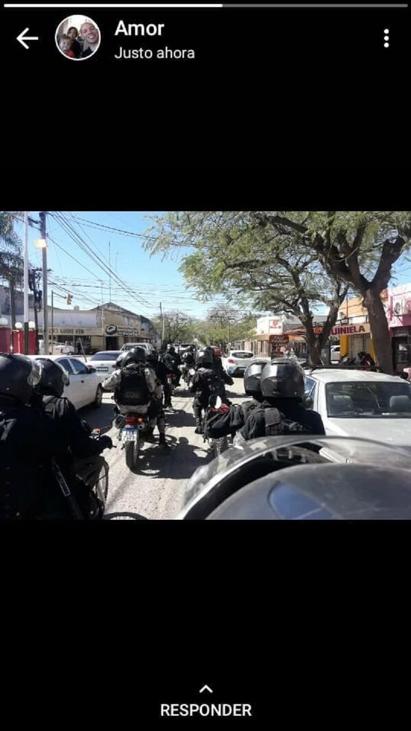 Policías del Chaco, Argentina, durante operativo para evitar saqueos - Sputnik Mundo