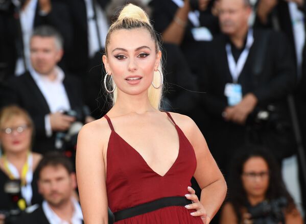 La belleza inunda el Festival de Cine de Venecia - Sputnik Mundo