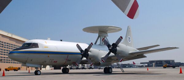 Un avión de P-3 CBP de Adunas y Protección Fronteriza de EEUU - Sputnik Mundo