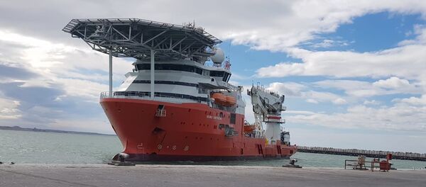 Buque noruego Seabed Constructor en el puerto de Comodoro Rivadavia en Argentina - Sputnik Mundo