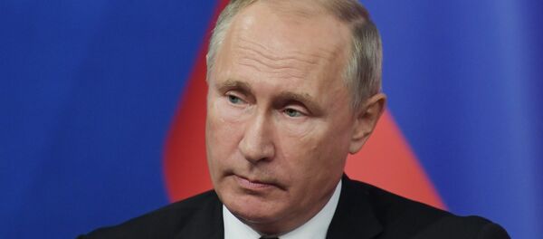 Vladímir Putin, presidente de Rusia, en la cumbre de Teherán - Sputnik Mundo