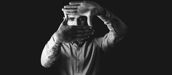 Un hombre - Sputnik Mundo