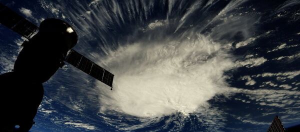 Huracán Florence visto desde el espacio - Sputnik Mundo