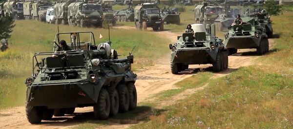 Arrancan los ejercicios más multitudinarios en la historia moderna de Rusia - Sputnik Mundo