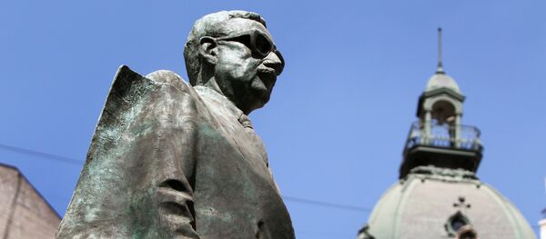Monumento a Salvador Allende en Santiago - Sputnik Mundo