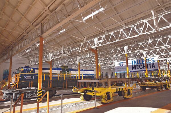 Las empresas rusas UWC y Transmashholding suministrarán locomotoras y vagones a Suramérica - Sputnik Mundo