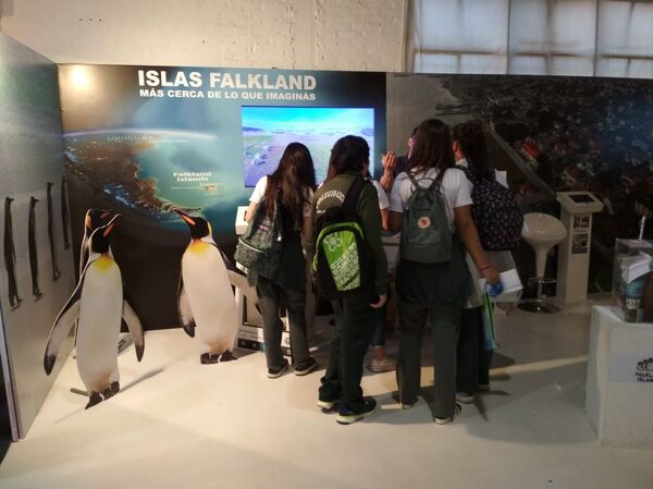 Estand de Reino Unido en la Expo Prado en Uruguay. - Sputnik Mundo