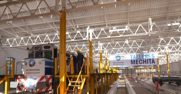 Las empresas rusas UWC y Transmashholding suministrarán locomotoras y vagones a Suramérica - Sputnik Mundo