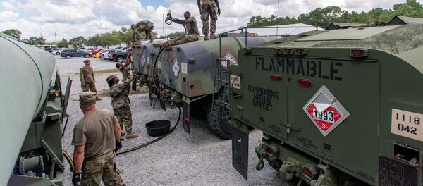 Preparativos de la guardia estadounidense para el huracán Florence - Sputnik Mundo