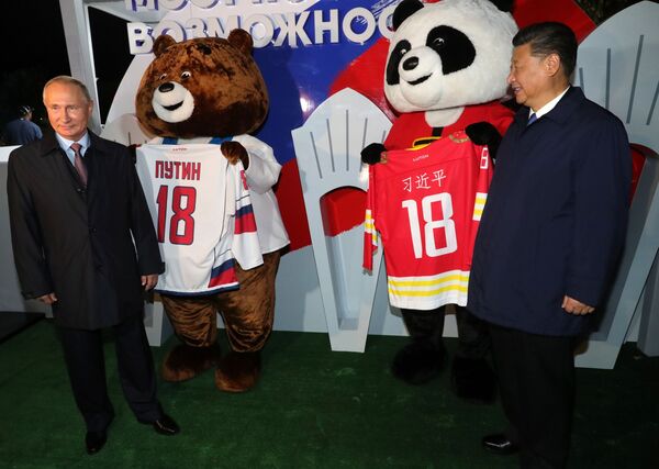 El Foro Económico Oriental, sin corbata: caviar y hospitalidad rusa - Sputnik Mundo