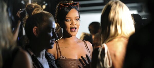 Rihanna after Savage x Fenty fashions are shown at the end of Fashion Week, Wednesday Sept. 12, 2018 - Sputnik Mundo