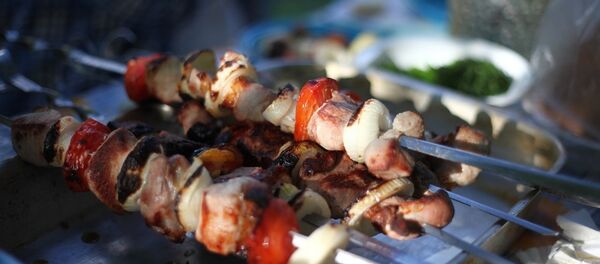 Brocheta - Sputnik Mundo