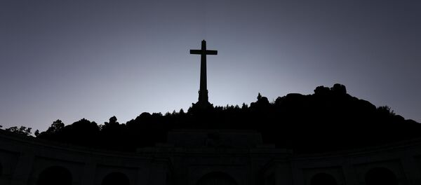 El Valle de los Caídos, España - Sputnik Mundo