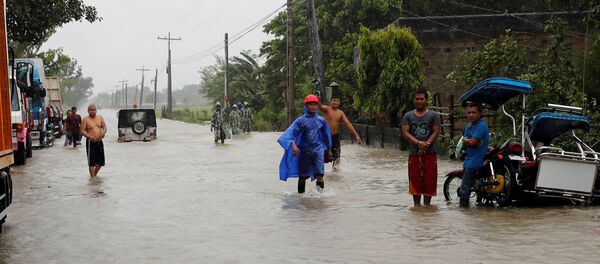 Las consecuencias del supertifón Mangkhut en Filipinas - Sputnik Mundo