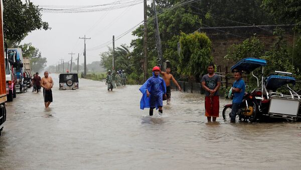 Las consecuencias del supertifón Mangkhut en Filipinas - Sputnik Mundo