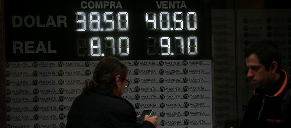 Una casa de cambios en Argentina - Sputnik Mundo