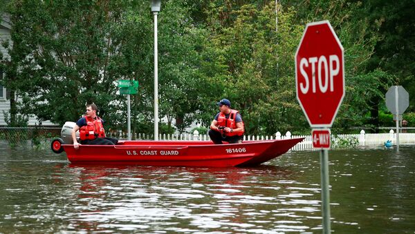 Consecuencias del huracán Florence en el estado de Carolina del Norte - Sputnik Mundo