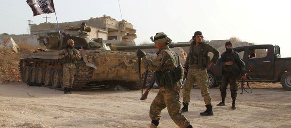 Militantes del grupo terrorista Frente Al Nusra en Siria (archivo) - Sputnik Mundo