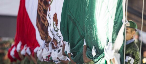 Ceremonia en memoria de las personas que perdieron la vida en el sismo en México - Sputnik Mundo