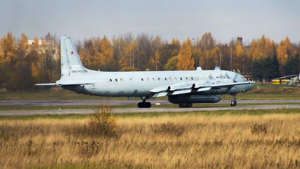 El avión ruso Il-20 - Sputnik Mundo