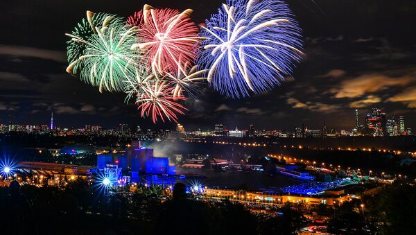 Así fue la ceremonia de clausura del festival Círculo de Luz en Moscú - Sputnik Mundo