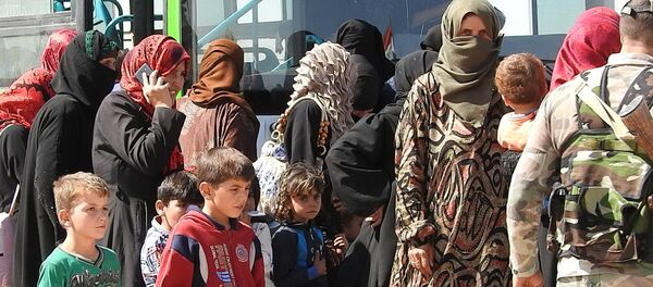 Refugiados sirios en Abu al Duhur - Sputnik Mundo