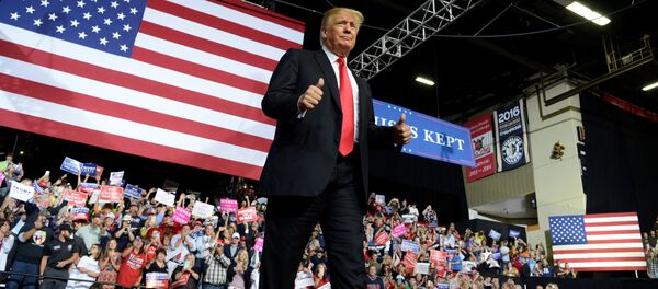 Donald Trump, presidente de EEUU - Sputnik Mundo