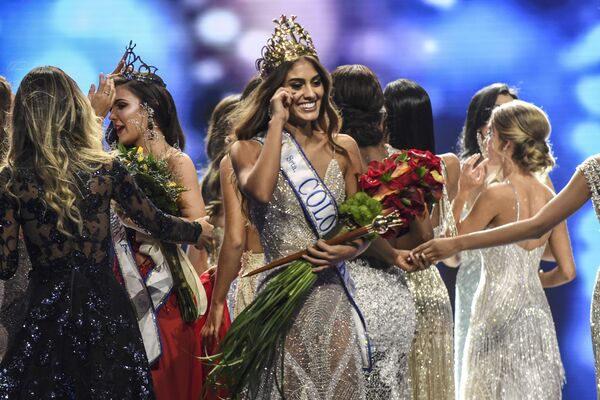 Eligen en Medellín la nueva Miss Colombia - Sputnik Mundo