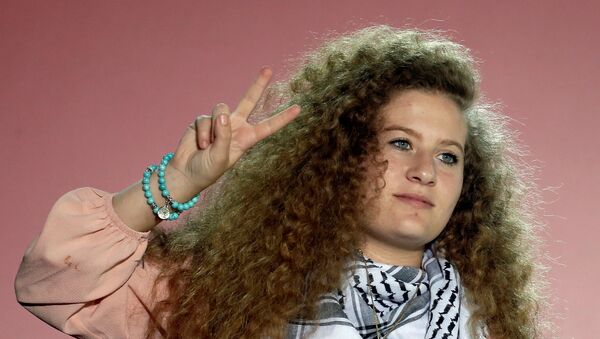 Ahed Tamimi, activista palestina - Sputnik Mundo