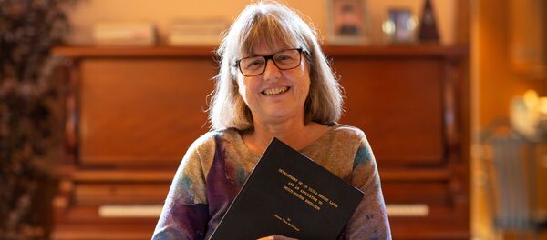 Donna Strickland, ganadora del Premio Nobel de Física - Sputnik Mundo