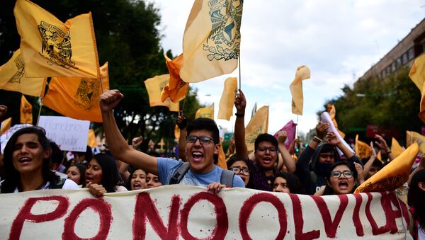 Manifestación en memoria de la masacre de Tlatelolco - Sputnik Mundo