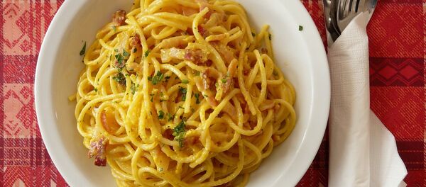 Un plato de espaguetis - Sputnik Mundo