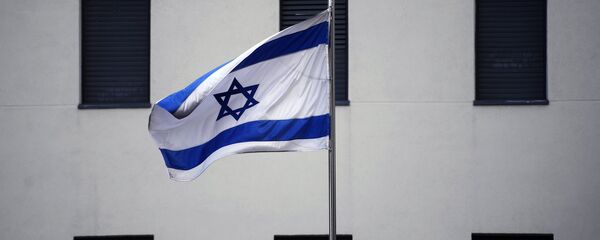 Bandera de Israel en el edificio de la Embajada israelí en Moscú (archivo) - Sputnik Mundo