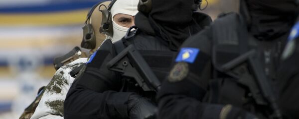 Integrantes de una unidad especial de la Policía de Kosovo (archivo) - Sputnik Mundo