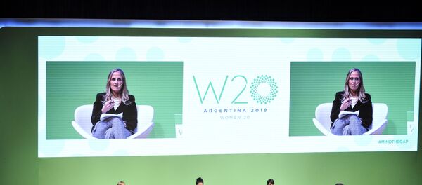 Un panel del W20 en Argentina - Sputnik Mundo