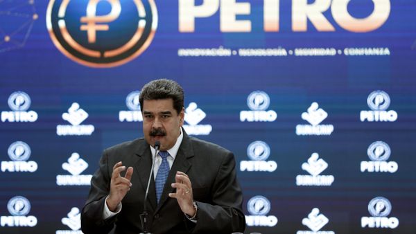 El presidente de Venezuela, Nicolás Maduro, durante su discurso sobre petro El presidente de Venezuela, Nicolás Maduro, durante su discurso sobre petro - Sputnik Mundo