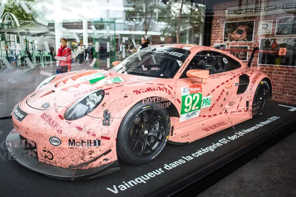 Coches no tripulados y carros de lego: las novedades del Salón del Automóvil de París Coches no tripulados y carros de lego: las novedades del Salón del Automóvil de París - Sputnik Mundo