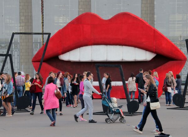 Día Mundial de la Sonrisa Día Mundial de la Sonrisa - Sputnik Mundo
