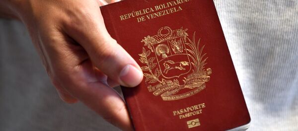 Un pasaporte venezolano - Sputnik Mundo