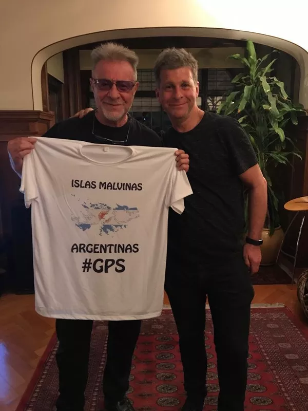 León Gieco y Edgardo Esteban León Gieco y Edgardo Esteban - Sputnik Mundo