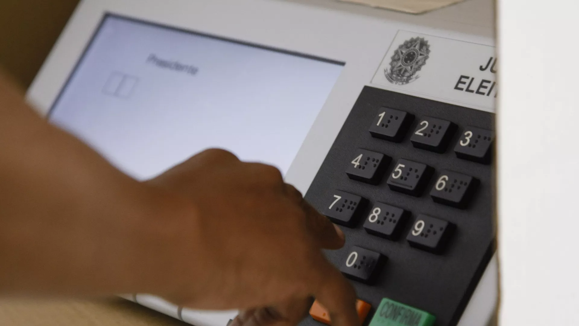Urna electrónica en Brasil