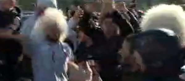 Así celebran la victoria de Khabib en su patria - Sputnik Mundo