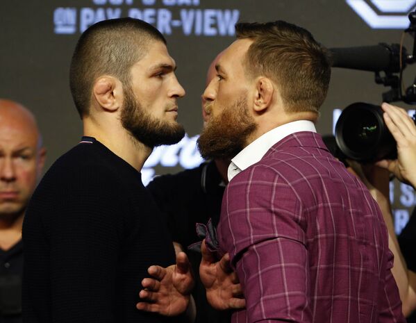 Las mejores imágenes del combate entre MCGregor y Khabib - Sputnik Mundo
