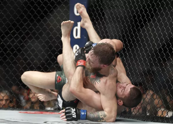 Las mejores imágenes del combate entre MCGregor y Khabib - Sputnik Mundo