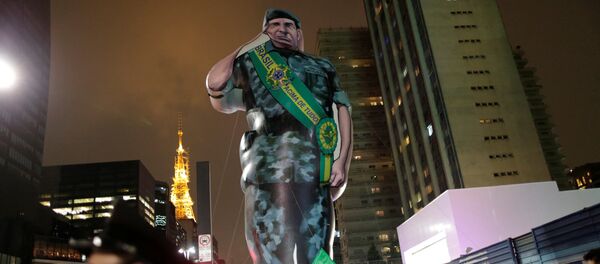 Partidarios del candidato Jair Bolsonaro Partidarios del candidato Jair Bolsonaro - Sputnik Mundo