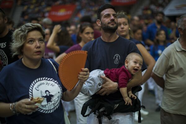 Así son los 'castellers': las pirámides humanas de Cataluña - Sputnik Mundo