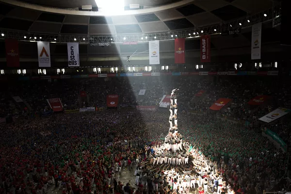 Así son los 'castellers': las pirámides humanas de Cataluña - Sputnik Mundo