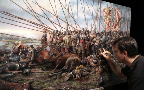 El pintor español Augusto Ferrer-Dalmau pinta el cuadro 'Rocroi, el último tercio' (2011) - Sputnik Mundo