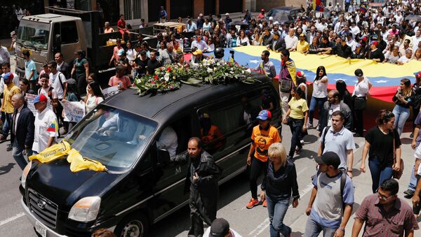 El funeral del opositor venezolano Fernando Albán - Sputnik Mundo