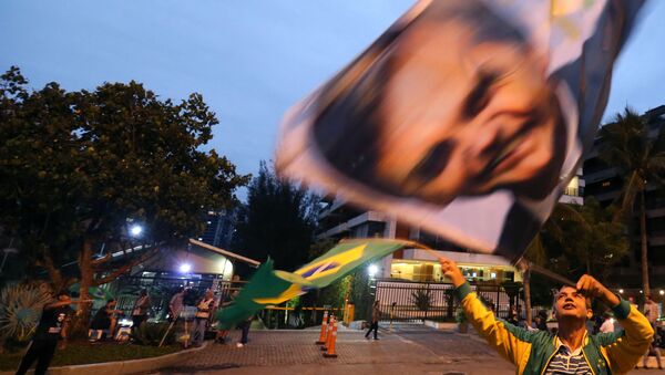 Segidores del ultraderechista Jair Bolsonaro - Sputnik Mundo